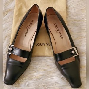 Louis vuitton black shoes women